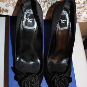 Christian Dior Rose Pedal Black Patent Leather Pumps